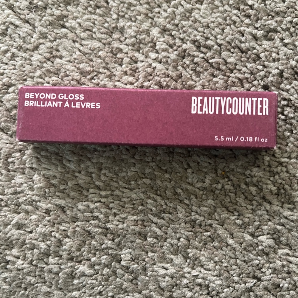 BEAUTYCOUNTER BEYOND GLOSS MULBERRY NIB